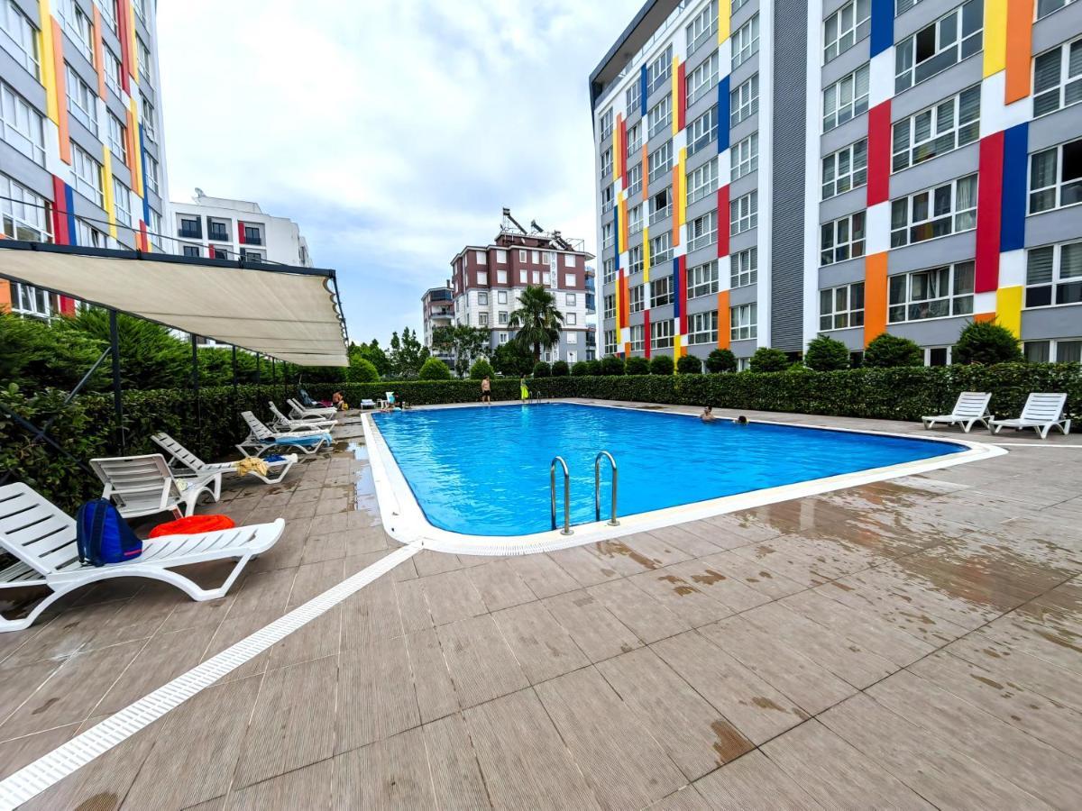 Selin'S Apartment With Pool View アンタルヤ エクステリア 写真